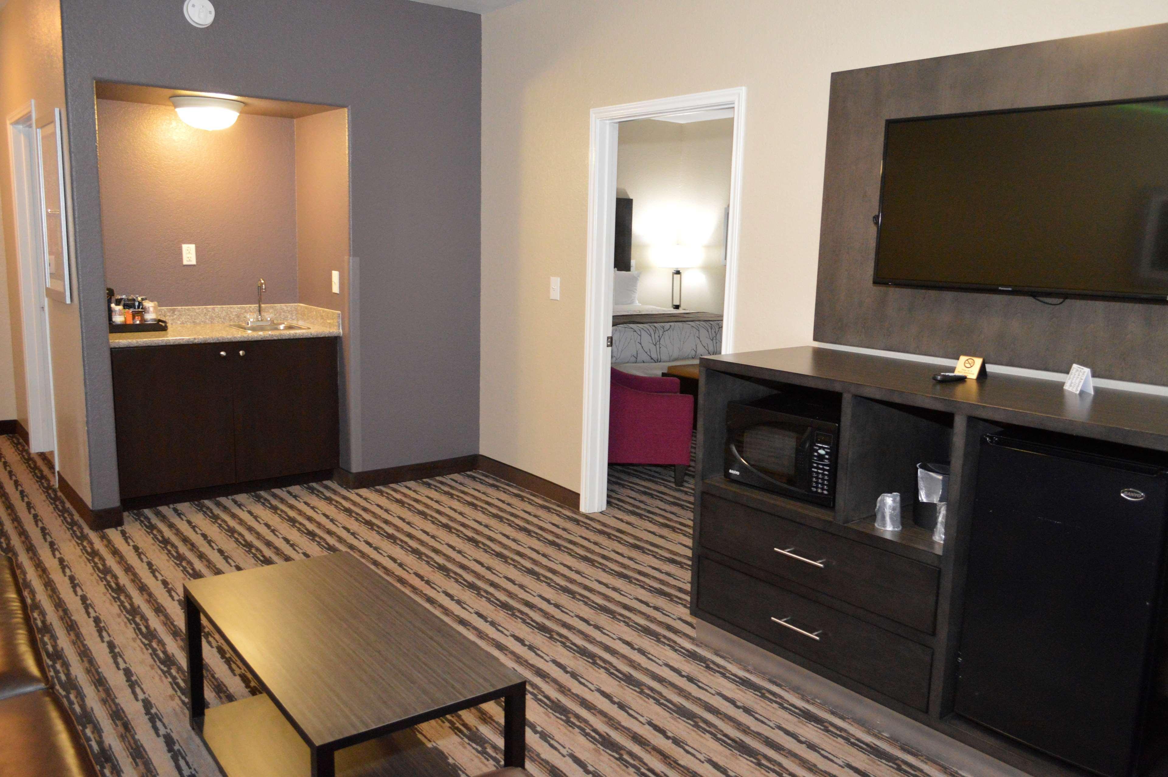 Baymont By Wyndham Elizabeth City Exterior photo