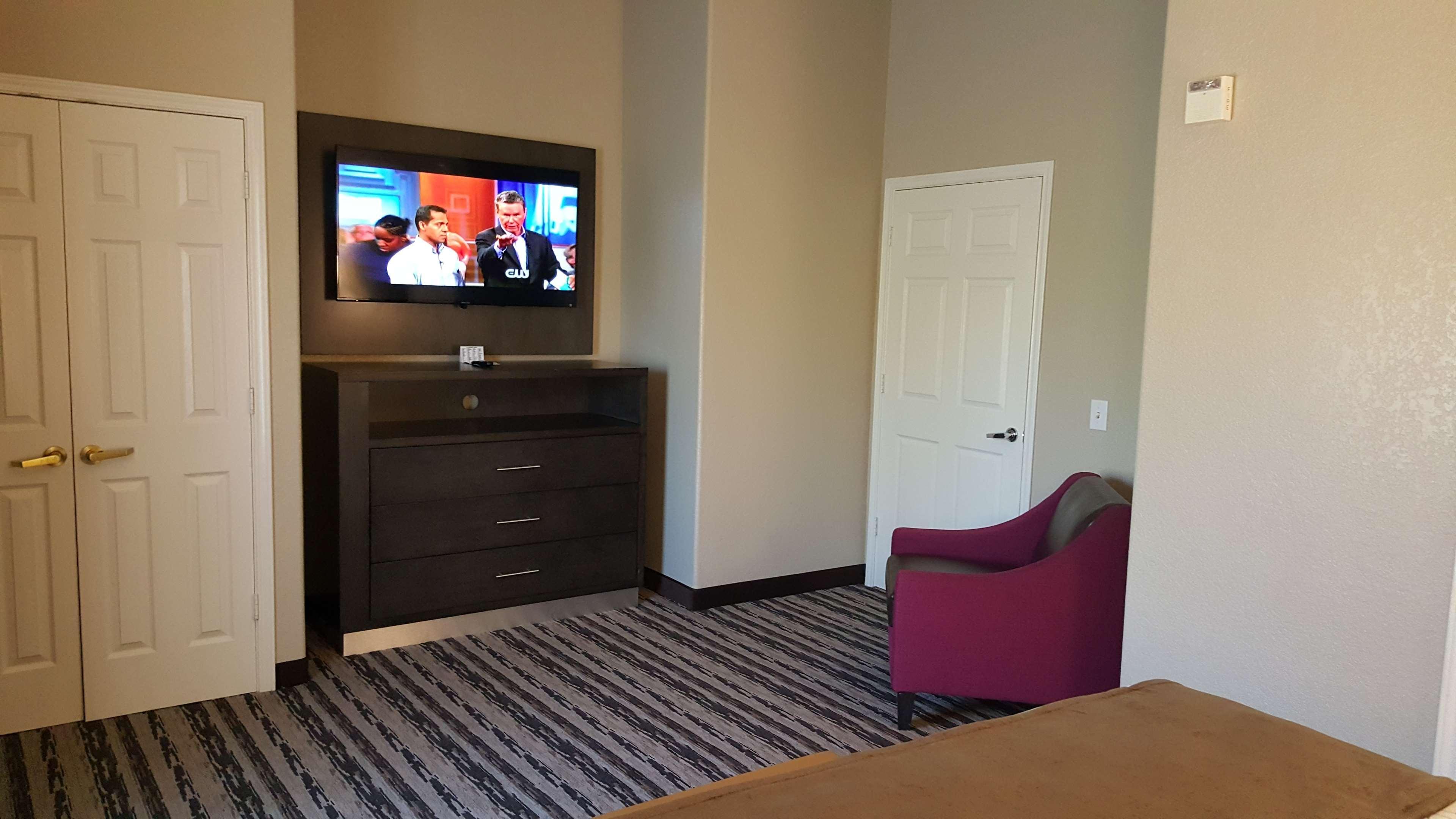 Baymont By Wyndham Elizabeth City Exterior photo