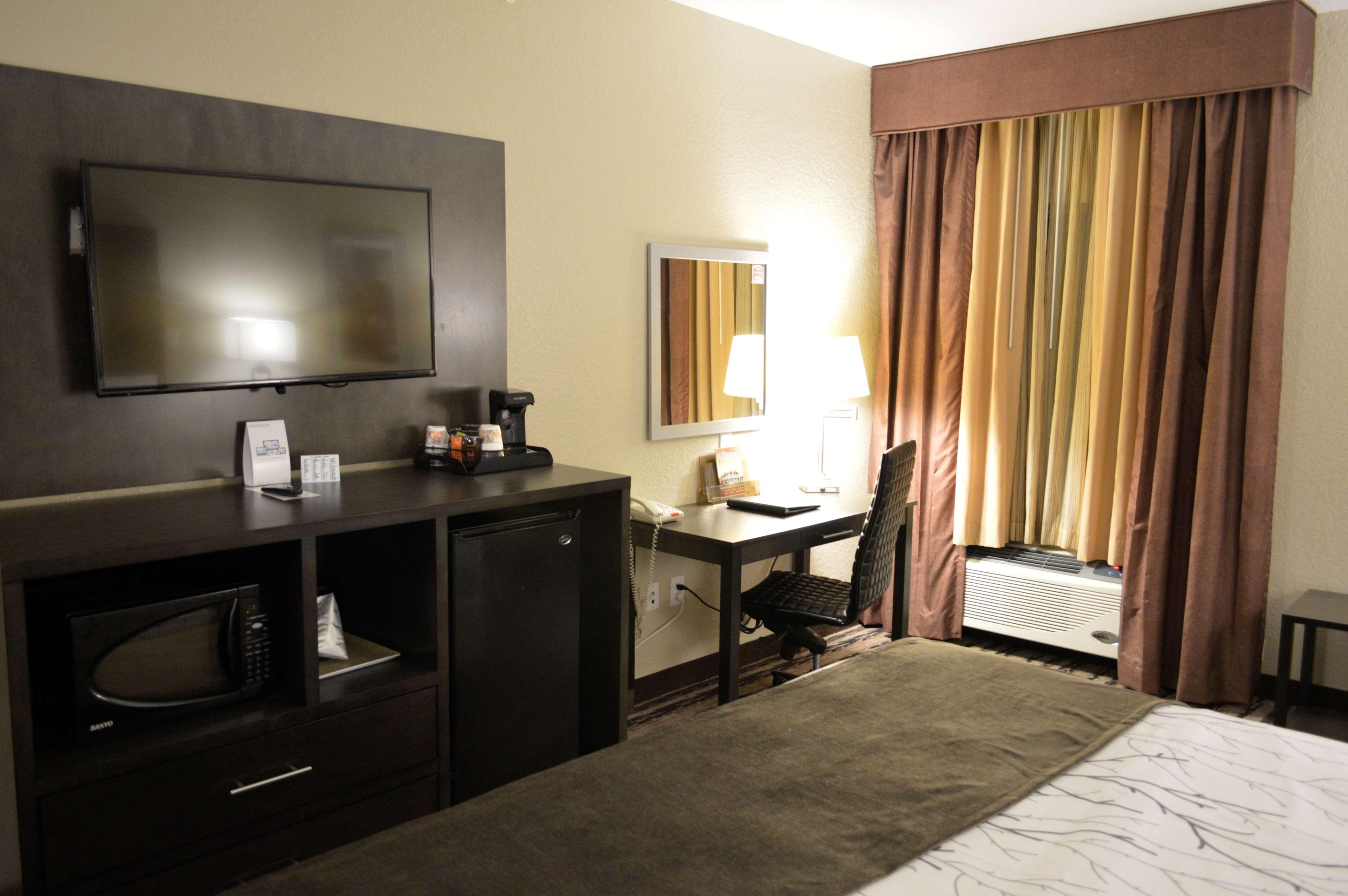 Baymont By Wyndham Elizabeth City Exterior photo