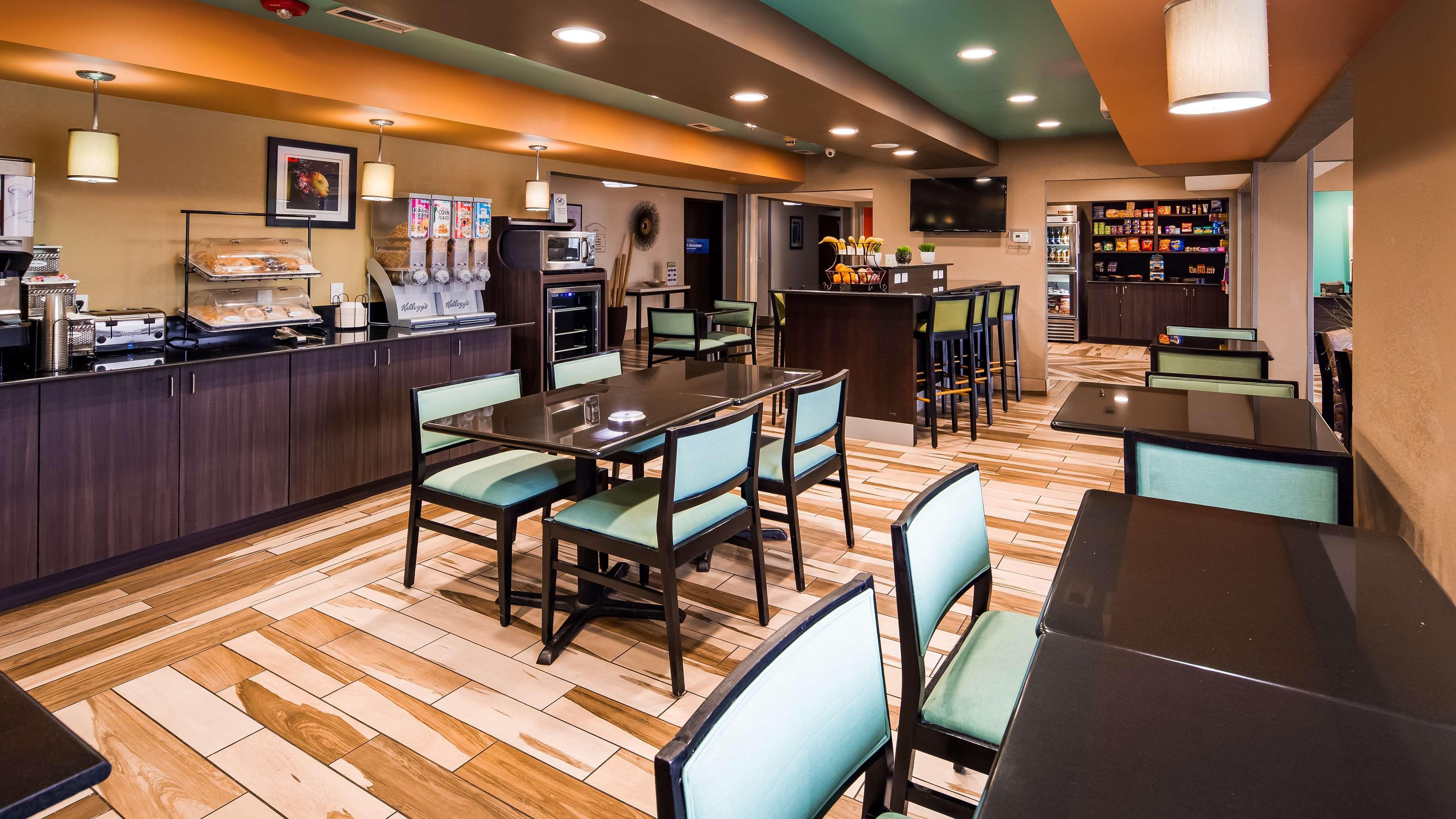 Baymont By Wyndham Elizabeth City Exterior photo
