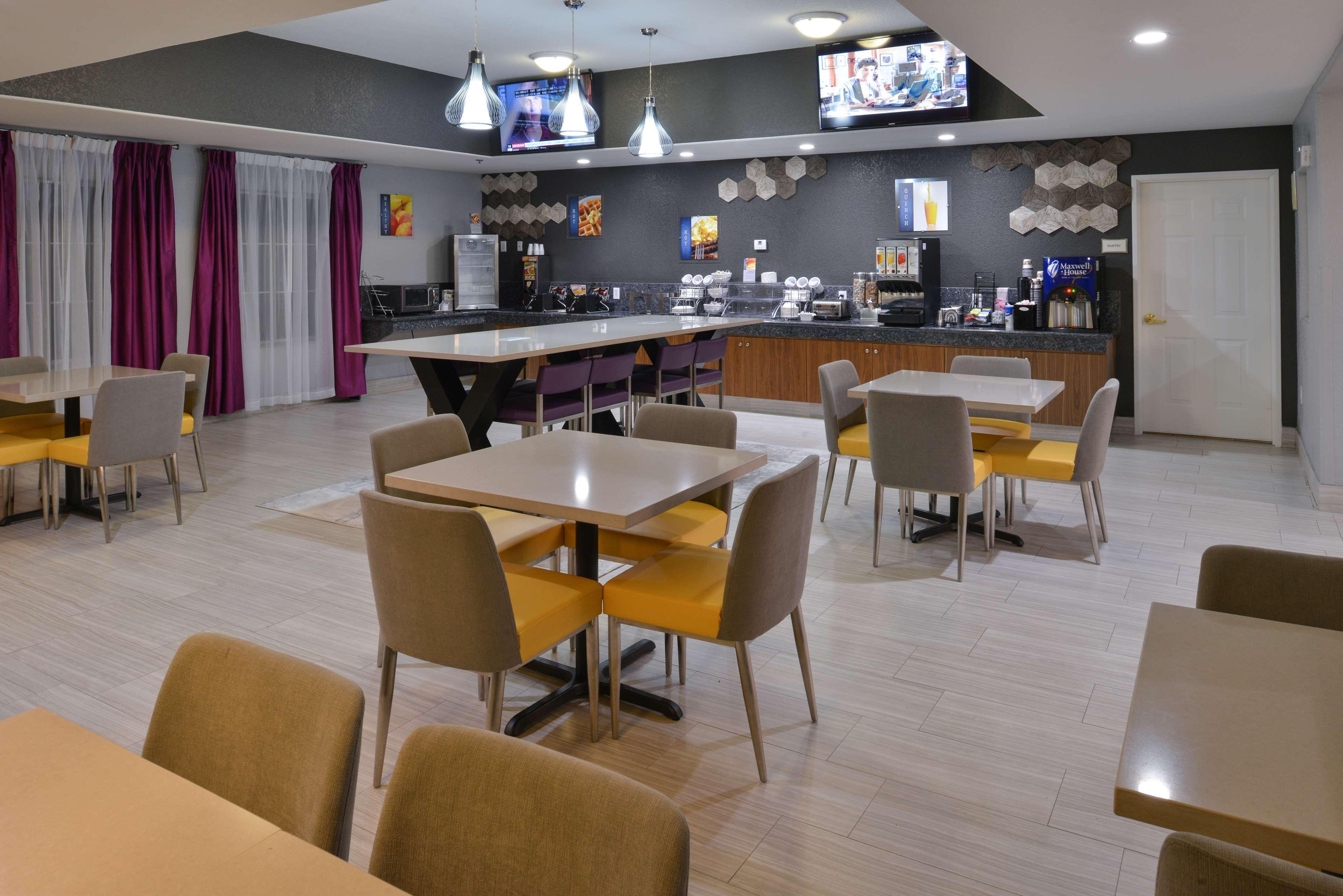 Baymont By Wyndham Elizabeth City Exterior photo