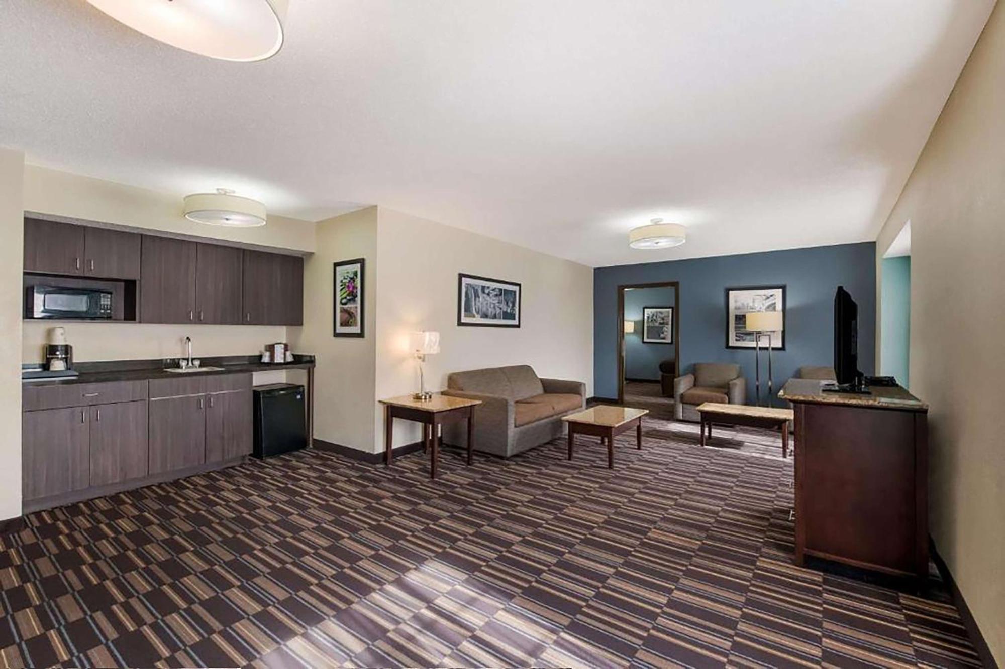 Baymont By Wyndham Elizabeth City Exterior photo