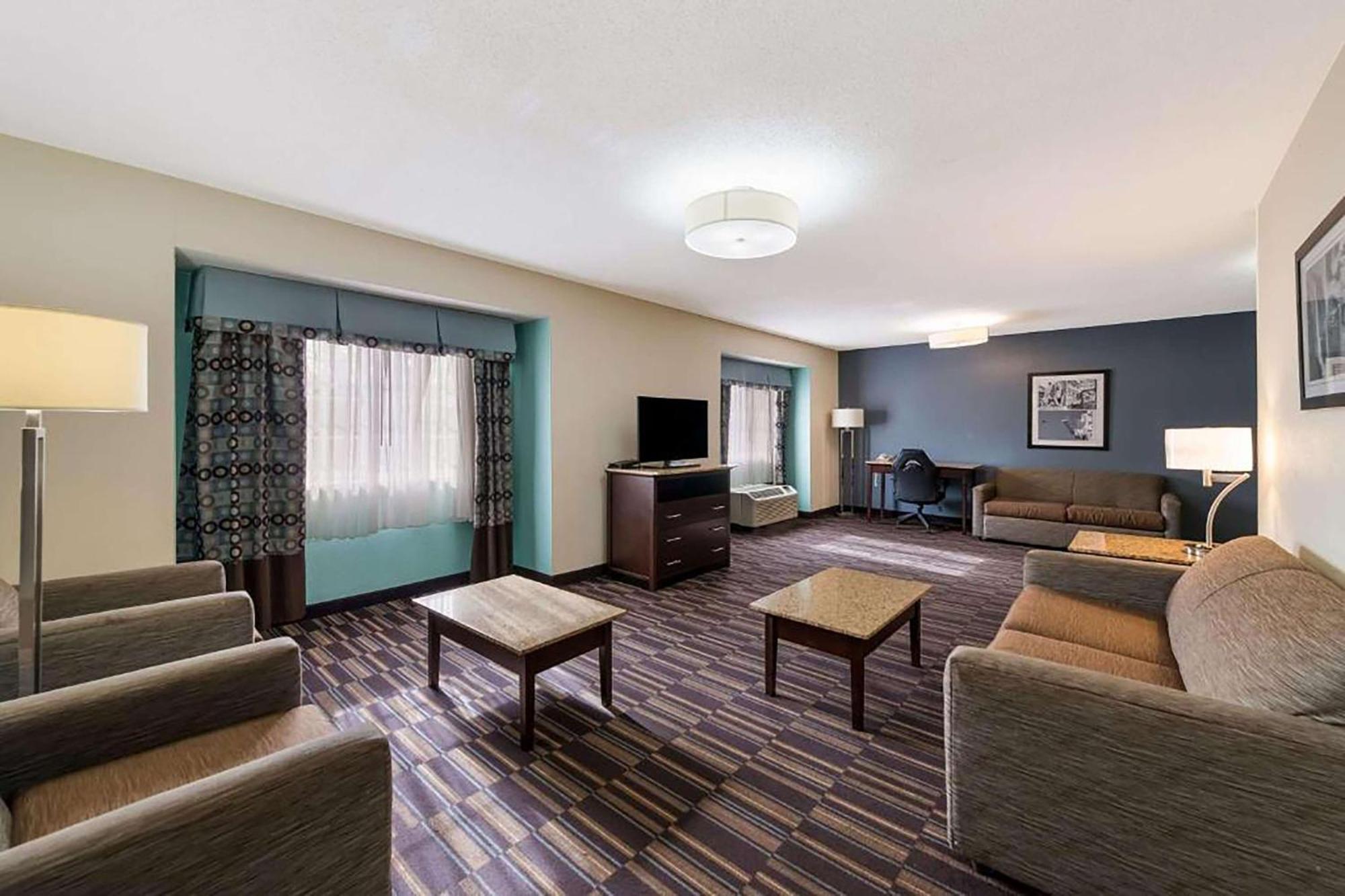 Baymont By Wyndham Elizabeth City Exterior photo
