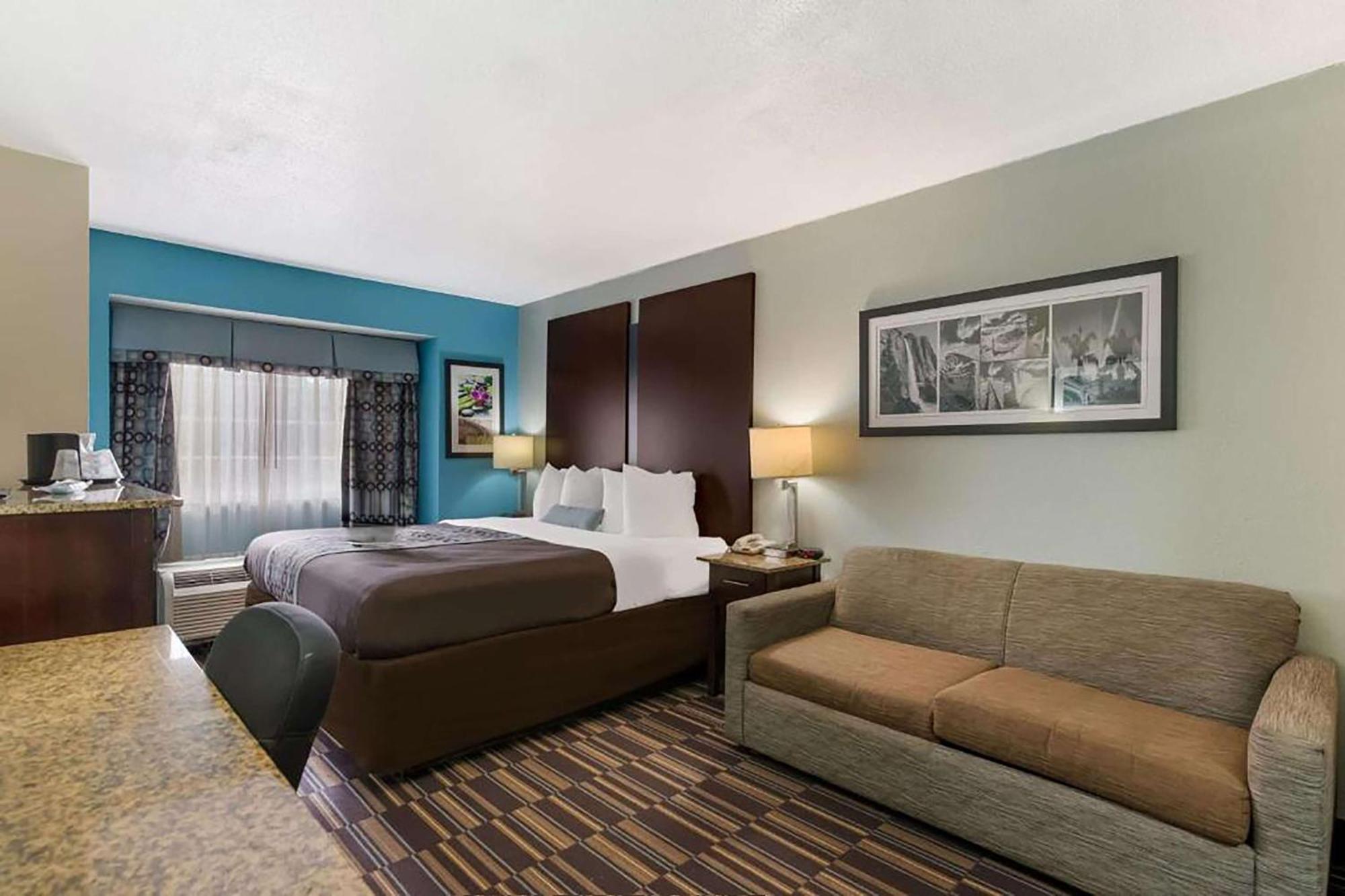 Baymont By Wyndham Elizabeth City Exterior photo